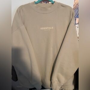 Fear of God Essentials Crewneck Size M